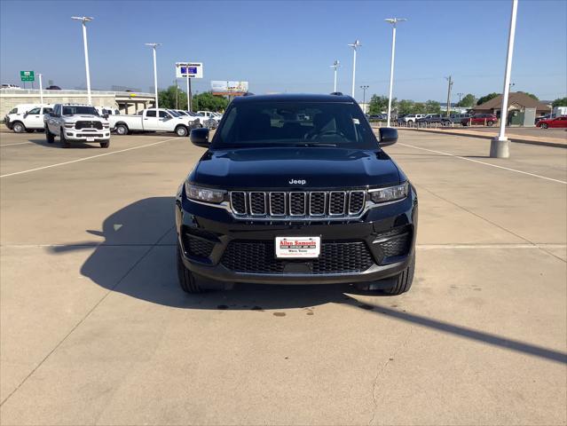 2025 Jeep Grand Cherokee GRAND CHEROKEE LAREDO 4X2