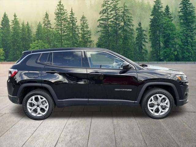 2025 Jeep Compass COMPASS SPORT 4X4