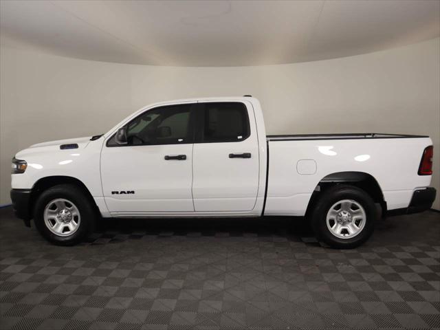 2025 RAM Ram 1500 RAM 1500 TRADESMAN QUAD CAB 4X2 64 BOX