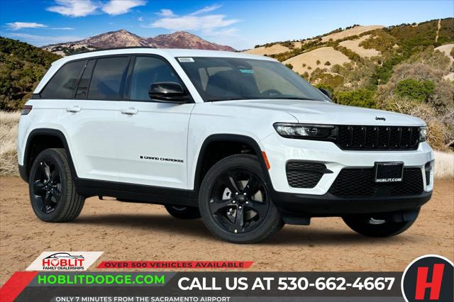 2025 Jeep Grand Cherokee GRAND CHEROKEE ALTITUDE 4X4