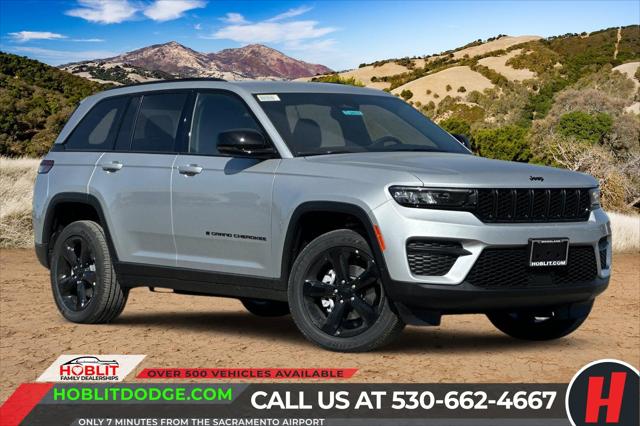 2025 Jeep Grand Cherokee GRAND CHEROKEE ALTITUDE 4X4