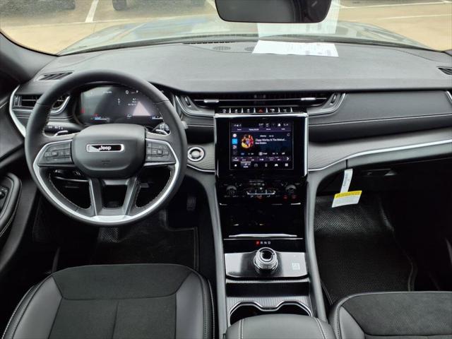 2025 Jeep Grand Cherokee GRAND CHEROKEE ALTITUDE 4X2