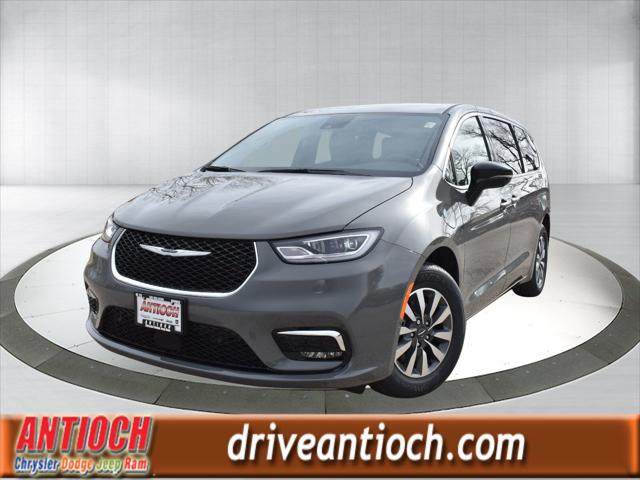 2025 Chrysler Pacifica Hybrid PACIFICA PLUG-IN HYBRID SELECT