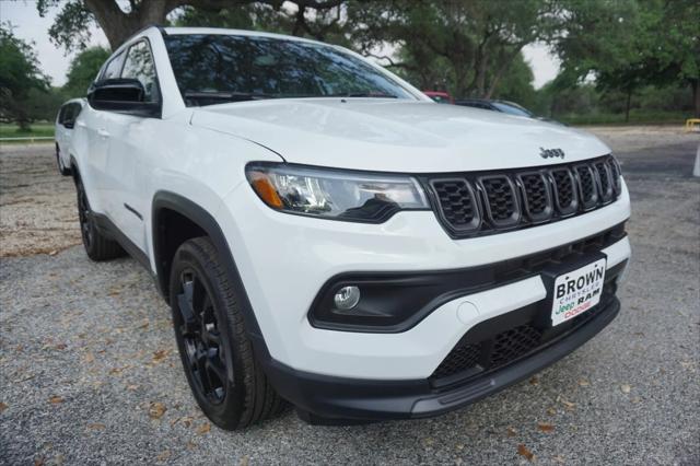 2025 Jeep Compass COMPASS LATITUDE 4X4