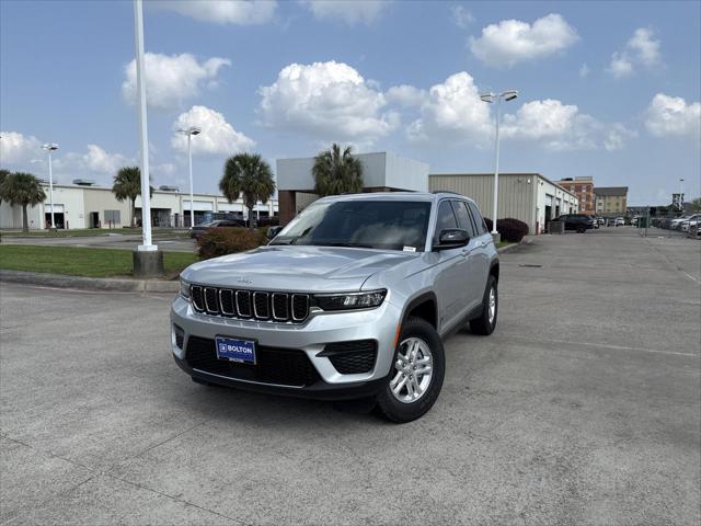 2025 Jeep Grand Cherokee GRAND CHEROKEE LAREDO 4X2