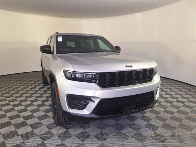 2025 Jeep Grand Cherokee GRAND CHEROKEE ALTITUDE 4X2