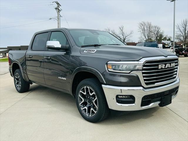2025 RAM Ram 1500 RAM 1500 LARAMIE CREW CAB 4X4 57 BOX