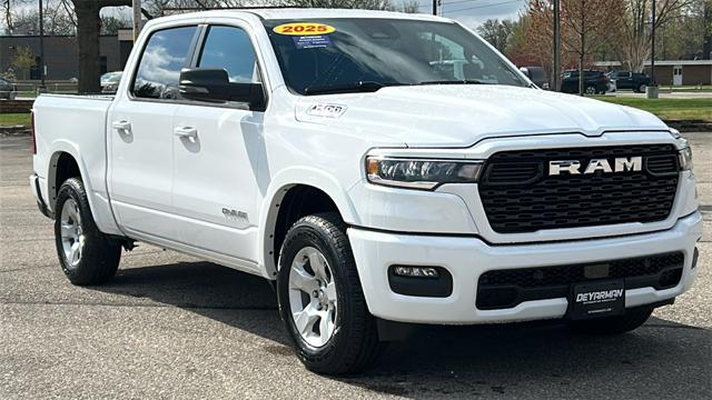 2025 RAM Ram 1500 RAM 1500 BIG HORN CREW CAB 4X4 57 BOX