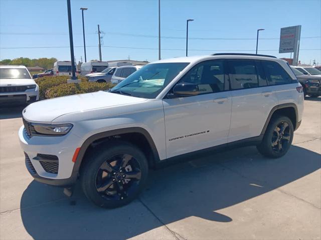 2025 Jeep Grand Cherokee GRAND CHEROKEE ALTITUDE 4X4