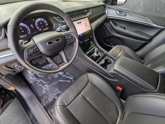 2025 Jeep Grand Cherokee GRAND CHEROKEE LIMITED 4X2