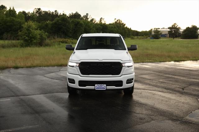 2025 RAM Ram 1500 RAM 1500 TRADESMAN QUAD CAB 4X2 64 BOX