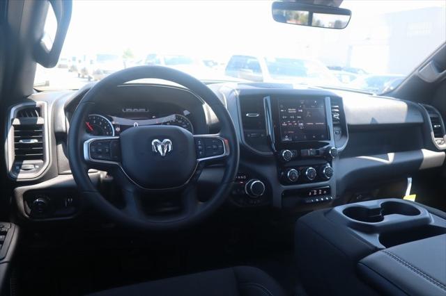 2025 RAM Ram 1500 RAM 1500 WARLOCK CREW CAB 4X4 57 BOX
