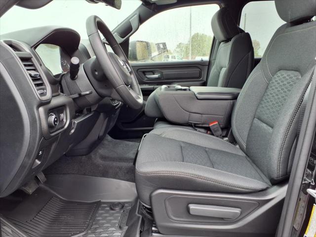 2025 RAM Ram 1500 RAM 1500 WARLOCK CREW CAB 4X4 57 BOX