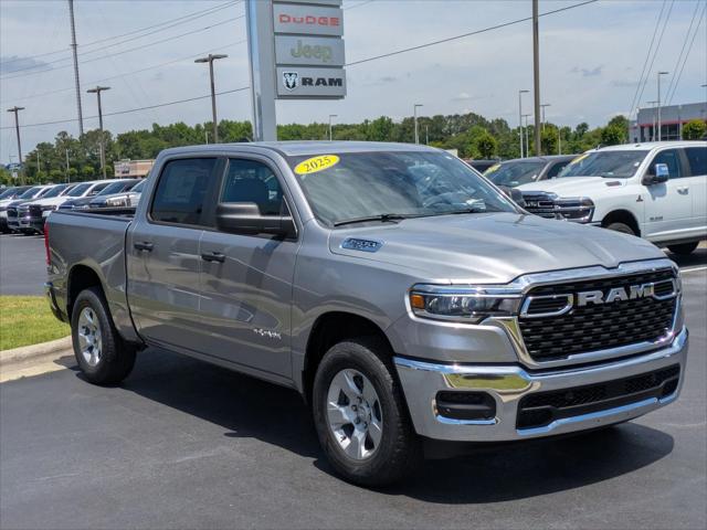 2025 RAM Ram 1500 RAM 1500 TRADESMAN CREW CAB 4X4 57 BOX