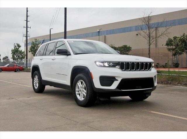 2025 Jeep Grand Cherokee GRAND CHEROKEE LAREDO 4X2