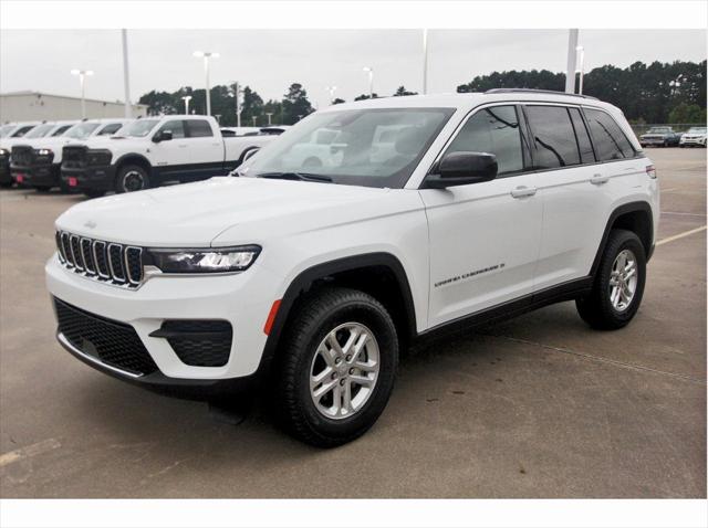 2025 Jeep Grand Cherokee GRAND CHEROKEE LAREDO 4X2
