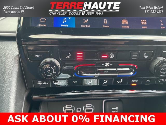 2025 Jeep Grand Cherokee GRAND CHEROKEE L LIMITED 4X4