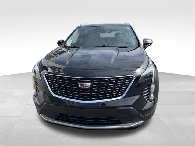 2023 Cadillac XT4 AWD Premium Luxury