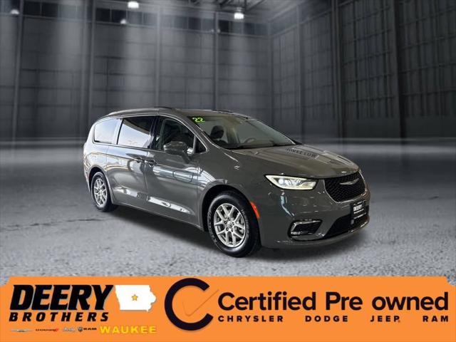 2022 Chrysler Pacifica Touring L
