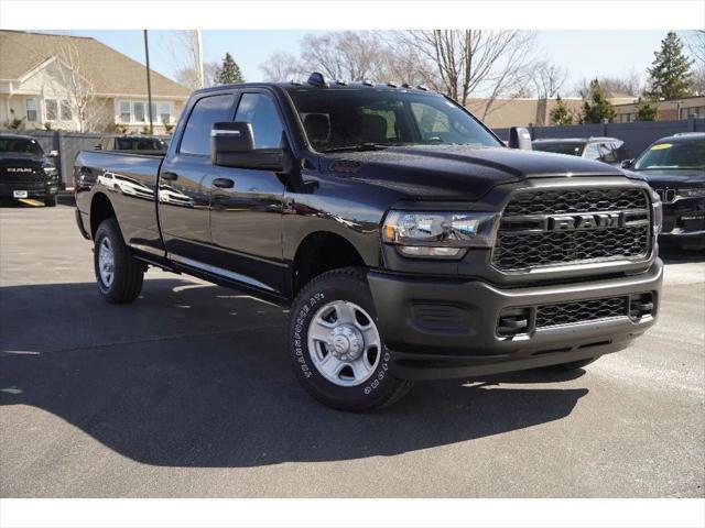 2024 RAM Ram 2500 RAM 2500 TRADESMAN CREW CAB 4X4 8 BOX