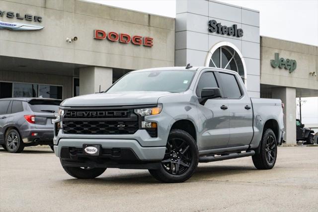 2024 Chevrolet Silverado 1500 2WD Crew Cab Short Bed Custom