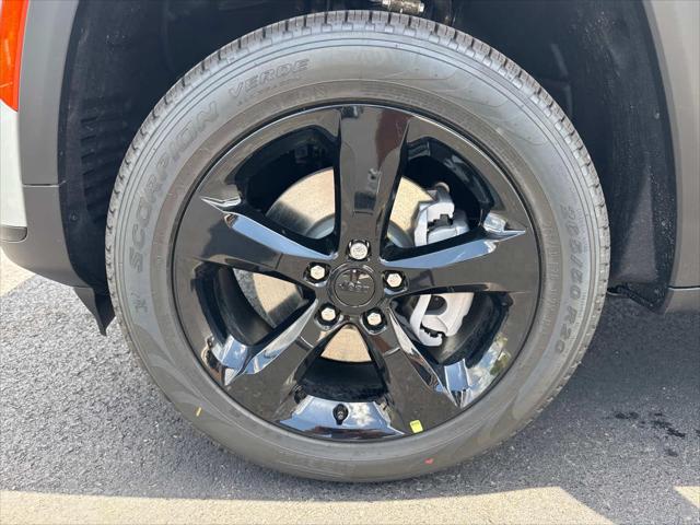 2025 Jeep Grand Cherokee GRAND CHEROKEE L LIMITED 4X2