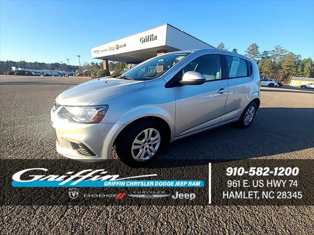 2020 Chevrolet Sonic FWD Hatchback 1FL 5-Door