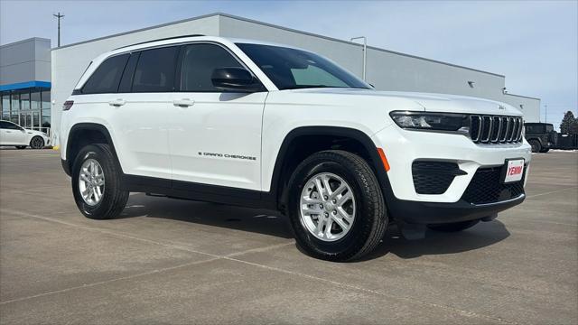 2025 Jeep Grand Cherokee GRAND CHEROKEE LAREDO 4X4