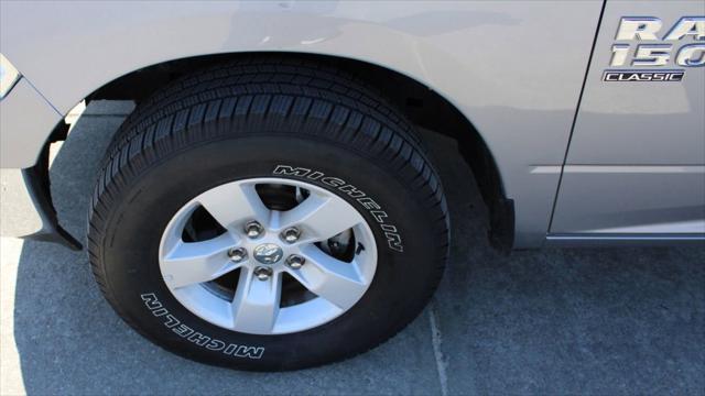 2022 RAM 1500 Classic SLT Crew Cab 4x2 57 Box
