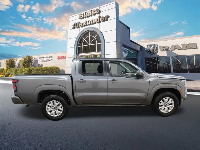 2022 Nissan Frontier Crew Cab SV 4x4