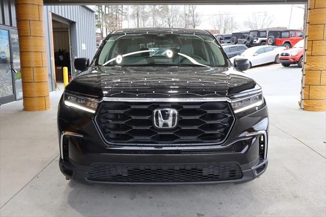 2023 Honda Pilot AWD LX