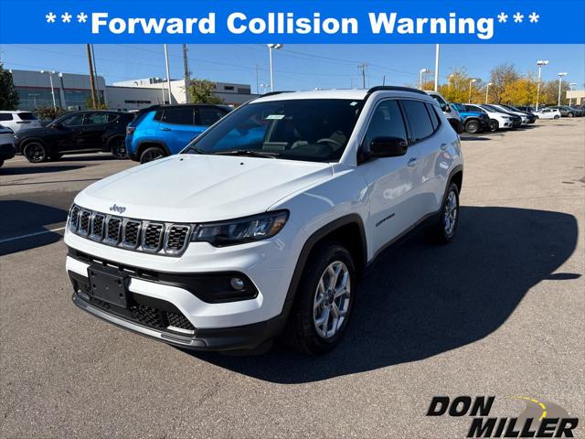 2025 Jeep Compass COMPASS LATITUDE 4X4