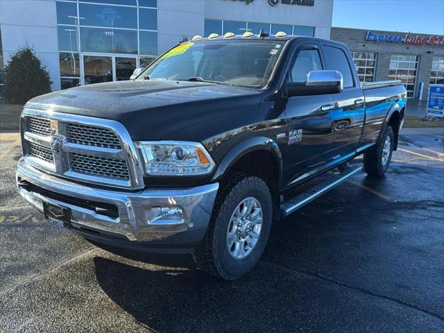 2017 RAM 3500 Laramie Crew Cab 4x4 8 Box