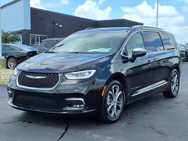 2025 Chrysler Pacifica PACIFICA PINNACLE
