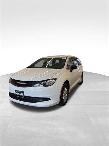 2025 Chrysler Voyager VOYAGER