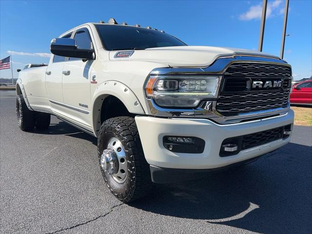 2022 RAM 3500 Limited Crew Cab 4x4 8 Box
