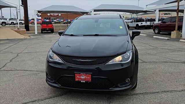 2020 Chrysler Pacifica Touring