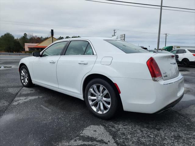 2018 Chrysler 300 Touring L AWD