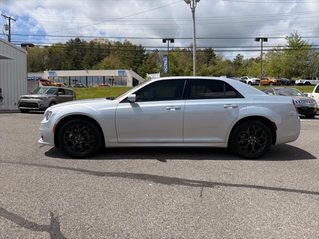 2023 Chrysler 300 Touring L AWD