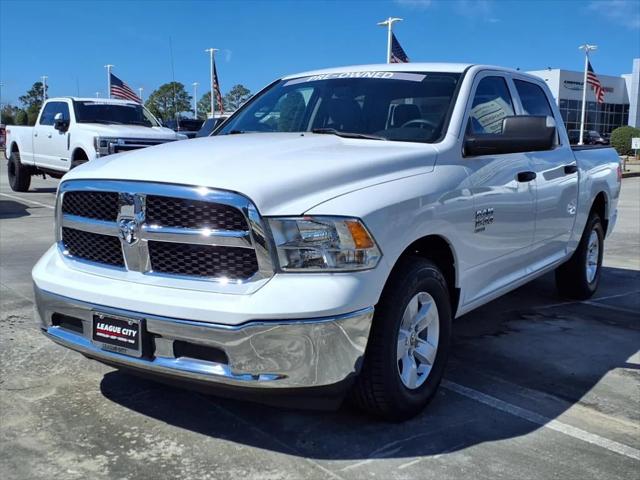 2022 RAM 1500 Classic SLT Crew Cab 4x2 57 Box