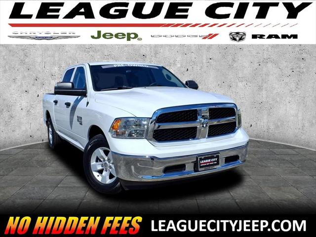 2022 RAM 1500 Classic SLT Crew Cab 4x2 57 Box