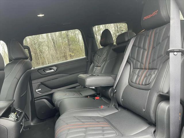 2025 Nissan Armada PRO-4X 4WD