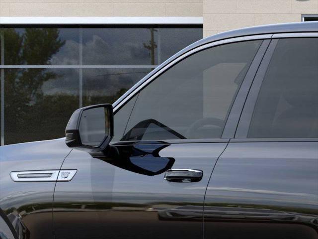 2025 Cadillac Escalade Luxury 2