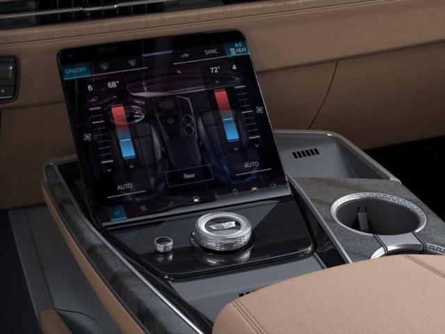 2025 Cadillac Escalade Luxury 2