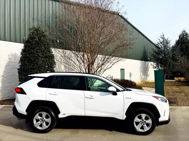 2021 Toyota RAV4 Hybrid XLE