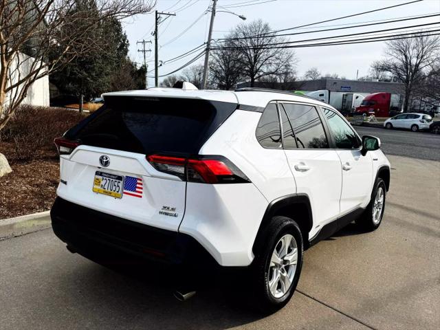 2021 Toyota RAV4 Hybrid XLE