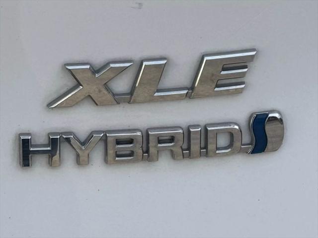 2021 Toyota RAV4 Hybrid XLE