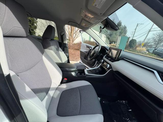 2021 Toyota RAV4 Hybrid XLE