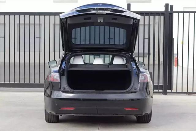 2018 Tesla Model S 75D