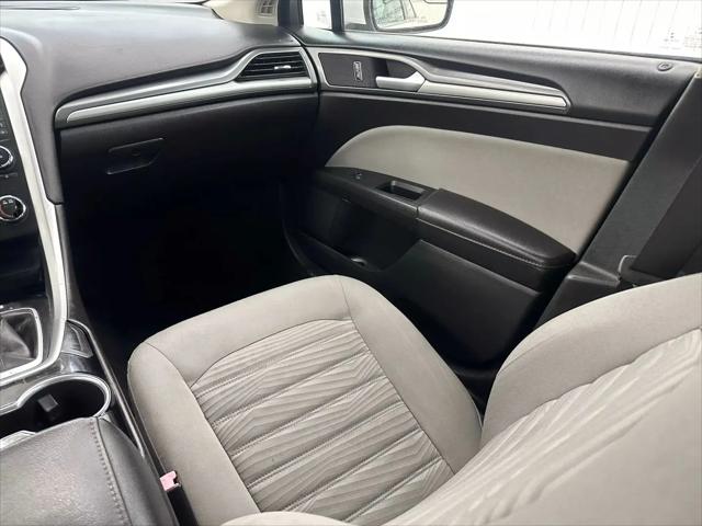 2016 Ford Fusion S